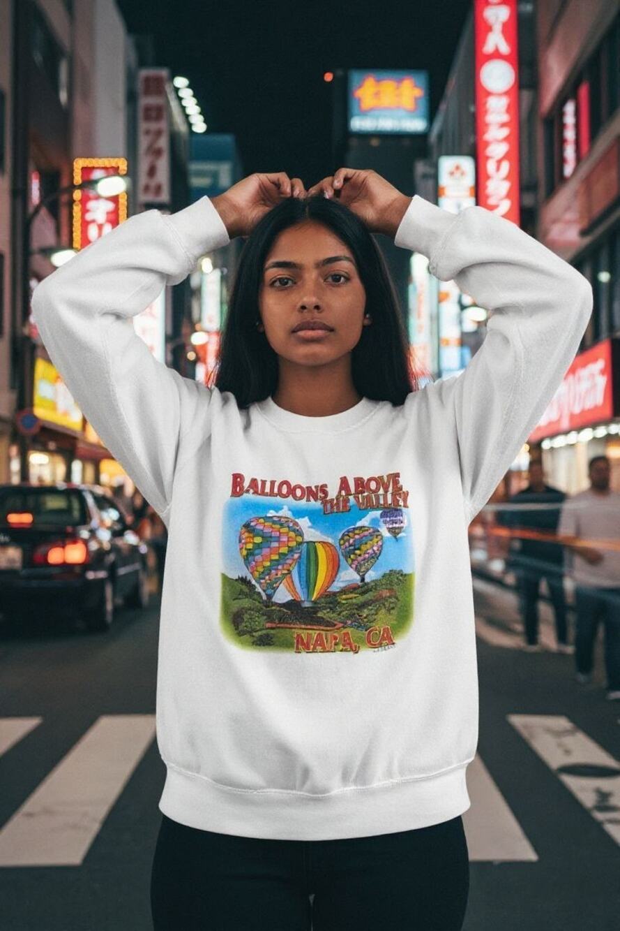 VTG Y2K Napa, CA HotAir Balloon Graphic Sweater Unisex Size M Made In USA 2001